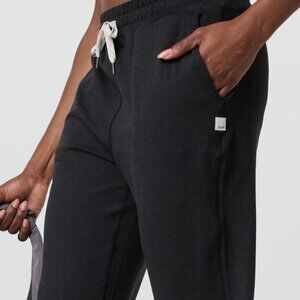 Vuori Women Boyfriend Jogger Sweatpants Dreamknit Gym Lounge Black Heather SZ M